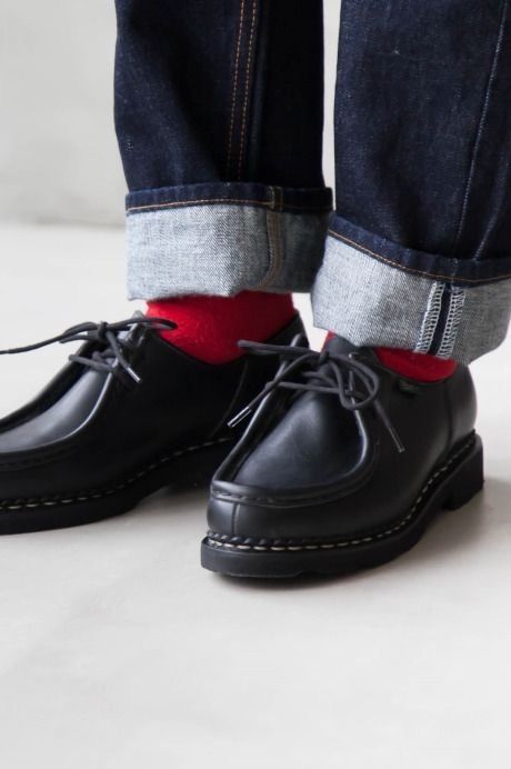 Red Socks, Men Street Fashion, Mood Board Fashion, Men Fashion Casual Outfits, Fashion Fits, Mens Street Style, Nice Shoes, Autumn Winter Fashion, Me Too Shoes