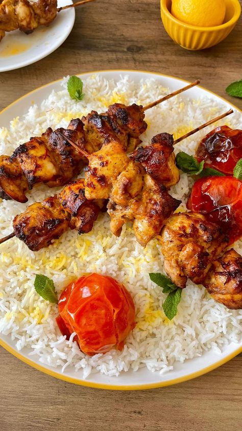 Alia Nadeem | Persian Chicken Kebabs (Joojeh kebab) I’ve grown up eating Persian food, it’s comfort food for me!!! Here is the recipe of one of my... | Instagram Persian Food Traditional, Joojeh Kebab, Canadian Foods, Saffron Water, North American Food, Persian Chicken, Kurdish Food, Dual Air Fryer, Canadian Cuisine