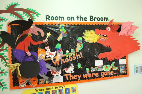 Room on the broom display board! Room On The Broom Display Board, Room On The Broom Door Decoration, Halloween Display Board, Room On The Broom Trunk Or Treat, Room On The Broom Eyfs, Living Room Decor Coastal, Eyfs Autumn, Modern Home Entrance, Farmhouse Decor Inspiration