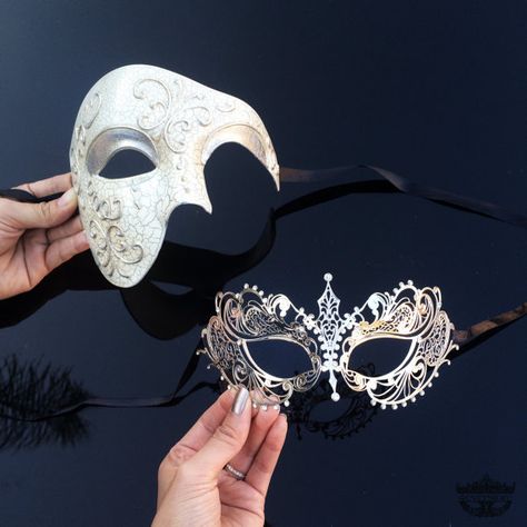 Mascarade Wedding, Phantom Masquerade, Masquerade Party Outfit, Phantom Of The Opera Mask, Masquerade Gala, Mask Prom, Silver Masquerade Mask, Phantom Mask, Couples Masquerade Masks