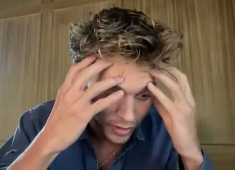 Austin Butler Reaction Pic, Funny Austin Butler Pictures, Austin Butler Funny Pictures, Austin Butler Funny, Austin Butler Elvis Presley, Ivana Baquero, Austin Elvis, Austin Butler Elvis, Elvis Movie