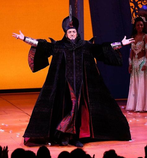 Pantomime Outfits, Jafar Costume, Aladdin Theater, Aladdin Broadway, Aladdin Musical, Aladdin Jr, Film Facts, Broadway Party, Theatre Ideas