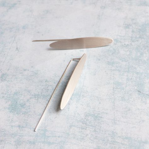 Minimalist long leaf earrings - sterling silver hook earrings - contemporary simple jewelry - geometric minimal jewellery - gift for her Long Silver Earrings Simple, Geometric Silver Earrings, Geometric Jewelry Minimalist, Minimal Silver Jewelry, Minimalist Silver Jewelry, Geometric Silver Jewellery, Modern Silver Earrings, Minimalist Jewelry Silver, Simple Silver Earrings