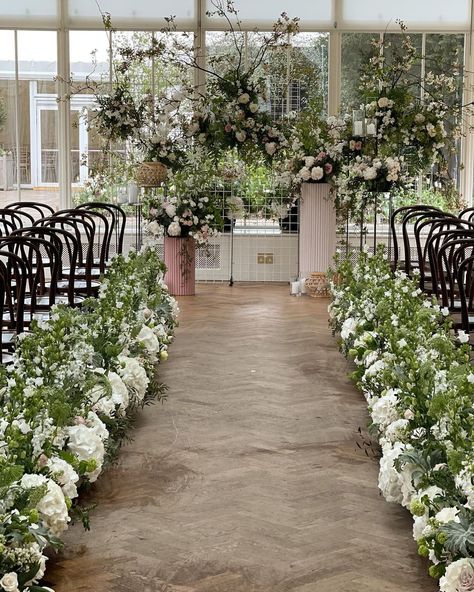 Castle Weddings, Castle Wedding, Nook, Beautiful Weddings, Wedding Venues, Castle, Weddings, Plants, Flowers