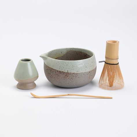 Coarse Pottery Ceramic Matcha Bowl With Spout Matcha Tea - Etsy Matcha Whisk Holder, Ceramic Matcha Set, Ceramic Matcha Bowl, Matcha Bowl Ceramics, Matcha Ceramic, Macha Tea, Matcha Tea Ceremony, Bamboo Whisk, Japanese Matcha Tea