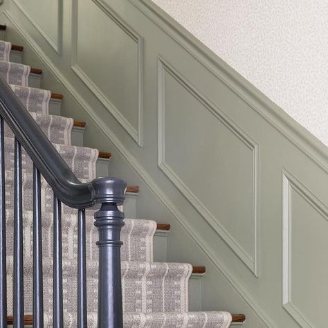 erin kestenbaum on Instagram: "After > Before 🪄 This @annieselke Tailor Stripe runner completely elevated our front hallway. I’m obsessed with how the stripe pulls your eye up the stairs and the wool feels so great underfoot. To say we’re smitten with this transformation would be an understatement. #gifted #partner #annieselke #dashandalbert" Green Bannister, Green Staircase, Erin Kestenbaum, Front Stairs, Front Hallway, Annie Selke, Home Stairs Design, Dash And Albert, Stair Runners