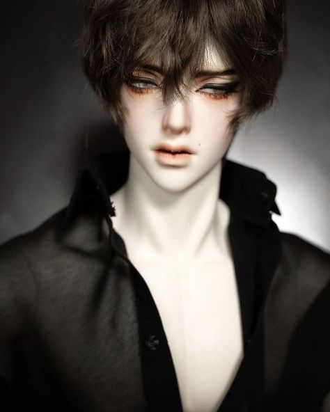 Male Bjd Dolls Faces, Bjd Dolls Male, Holly Village, Doll Makeup Halloween, Male Faces, Bjd Dolls Girls, Doll Design, Chinese Dolls, Doll Aesthetic