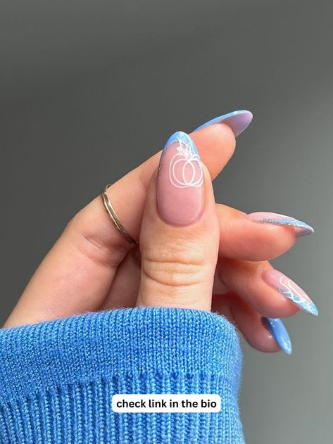 blue nails Princess Nail Designs, Pinterest Nail Ideas, Cinderella Nails, Disney Princess Nails, Disneyland Nails, Disney Nail Designs, Disney Inspired Nails, Disney Acrylic Nails, Lilac Nails