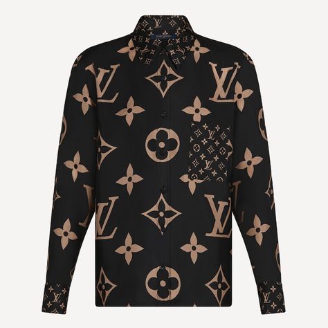 Louis Vuitton Mixed Monogram Button Up Shirt In Size 36. Brand New With Tags. Never Been Worn, No Flaws! A Breezy Masculine Shirt With A Statement Signature Finish In The Wild At Heart Capsule’s Laidback, Earthy Palette. Cut From Lightweight, Fluid Silk Twill, The Cuffs, Collar, Patch Pocket And Back Yoke Are Printed With The House’s Classic Monogram Motif, While The Body And Sleeves Stand Out In A Playful Scaled-Up Version. 100% Silk! Silk Collared Shirt, Masculine Shirts, Louis Vuitton Shirts, Monogram Shorts, Louis Vuitton Top, Earthy Palette, Swag Men, Classic Monogram, Monogram Shirts