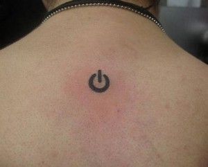 Power Neck Tattoo Shhh Tattoo, Tech Tattoo, Button Tattoo, Nerdy Tattoos, Nerd Tattoo, Small Tats, Geek Tattoo, Power Symbol, Wall E