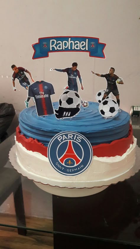 Neymar Jr Birthday Cake, Mbappe Cake Topper, Mbappe Cake, Neymar Birthday, Cakes Without Fondant, Decor Tort, Football Cake Toppers, Football Birthday Cake, Food Art Painting