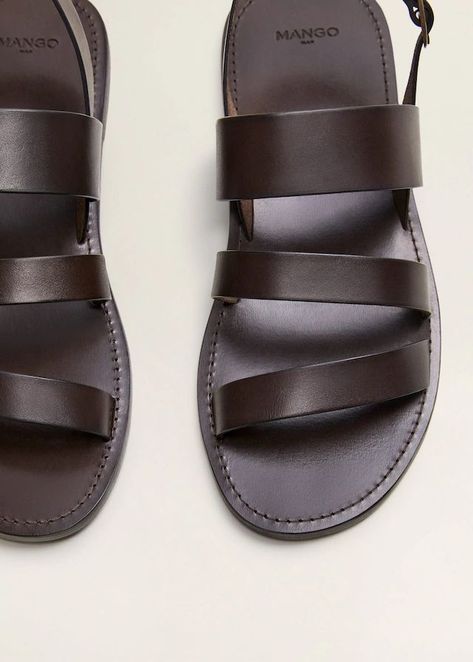 Men Leather Sandals Fashion, Best Sandals For Men, Casual Leather Sandals, Mens Sandals Fashion, Leather Slippers For Men, Indian Shoes, Fashion Shoes Sandals, Sandals For Men, Leather Sandals Handmade