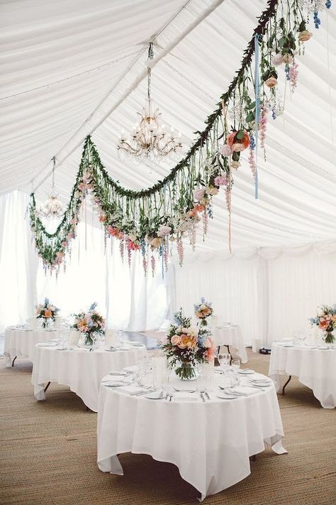 Cer Nocturn, Festival Activities, Festival Games, Wedding Ceiling, Festival Style, Floral Ideas, Hanging Flowers, Wildflower Wedding, Wedding Flower Arrangements