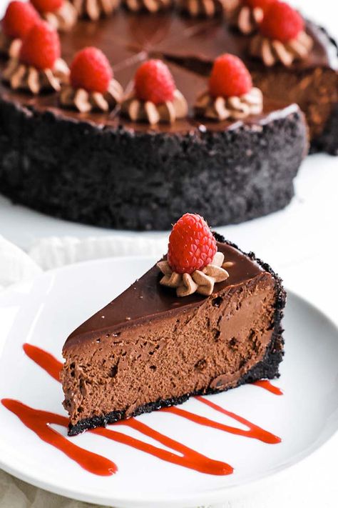 Cheesecake Variations, Valentine 2024, Double Chocolate Cheesecake, Perfect Cheesecake, Chocolate Cheesecake Recipe, Chef Billy Parisi, Billy Parisi, Chocolate Deserts, Chocolate Fudge Frosting