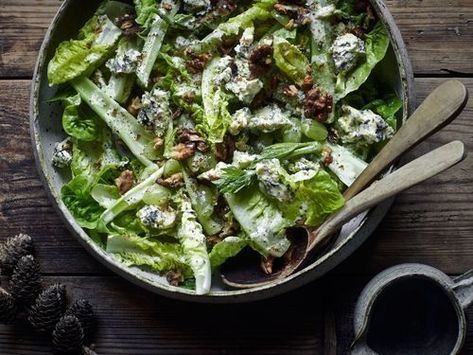 Blue Cheese, Grape, and Gem Lettuce Salad Gem Lettuce Salad, Easy Green Salad Recipes, Collard Greens Salad, Turnip Salad, Danish Blue Cheese, Gem Lettuce, Walnut Dressing, Lettuce Salad Recipes, Danish Blue