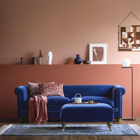 Living room trends 2022: key interior trends and top styling tips Blue And Terracotta, Washed Linen Duvet Cover, House Beautiful Magazine, Terracotta Wall, Living Room Trends, Best Sofa, Trends 2022, Interior Trend, Interior Design Trends