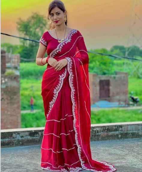 Draping this beautiful jimmy choo saree from @desilook_lifestyle_2 ..I just love the fabric and the cut work going all over the saree .. the saree has some weight and looks amazing after draping. .Here I m sharing my tips to drape this beautiful jimmy choo saree #draping #drapingdesigns #drapingdress #sareedraping #sareedrapingstyle #sareelove #sareelovers #drapingtechnique Jimmy Choo Saree, Draping Dress, Draping Techniques, Saree Draping Styles, Saree Draping, Cut Work, Just Love, Jimmy Choo, Saree