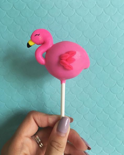 Happy long weekend! ☀️💖#littlemisscakepops #cakepops #cakepopstagram #flamingocakepops #flamingo #beachcakepops #summercakepops #longweekend #summer #kitchener #kitchenerbaker Beach Cake Pops, Cake Pops Ideas, Cake Cake Pops, Miss Cake, Happy Long Weekend, Pineapple Theme, Flamingo Baby Shower, Flamingo Cake, Food Bars