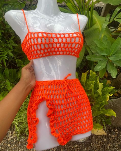 Crochet Baby Skirt, Crochet Dress Outfits, Knit Skirt Pattern, Crochet Two Piece, Crochet Beach Wear, Crochet Pieces, Crochet Beach Dress, Crochet Swim, Mode Crochet