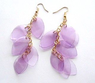 Diy Recycled Earrings, Upcycled Earrings, Violet Earrings, Recycled Earrings, Lavender Earrings, Diy Jewelry Rings, Purple Soft, Bottle Earrings, Golden Hoops