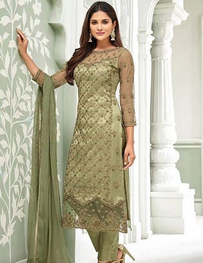 Net Salwar Suit Designs For Women Bride Sister Dress, Net Kurti, Red Kurti, Bridal Anarkali, Celana Fashion, Salwar Suit Designs, Evening Dress Long, Lehenga Gown, Crayon Drawings