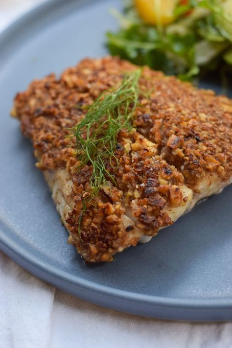 Pecan Crusted Grouper, Pecan Crusted Halibut Recipes, Almond Crusted Halibut, Pecan Crusted Fish, Pecan Crusted Halibut, Crusted Halibut, Halibut Recipes, Fennel Salad, How To Cook Fish