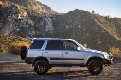 475 hp turbo 1998 Honda CR-V built for off-road adventure Honda Crv Interior, Honda Crv Awd, Honda Crv 4x4, Crv Rd1, Touareg Vw, Off Road Camping, I'm Not Like Other Girls, Suv 4x4, Tennis Gear