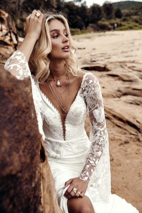 Boho Wedding Dress With Sleeves, Lovers Society, Bridal Atelier, Boho Wedding Dress Lace, Bohemian Wedding Dress, Bohemian Bride, Wedding Boho, Bohemian Wedding Dresses, Lace Mermaid Wedding Dress