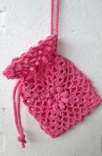 Crochet Patterns Bag, Crochet Sachet, Crochet Drawstring Bag, Crochet Purse Pattern Free, Crochet Pouch, Crochet Butterfly, Crochet Stitches Video, Crochet Decoration, Crochet Purse Patterns