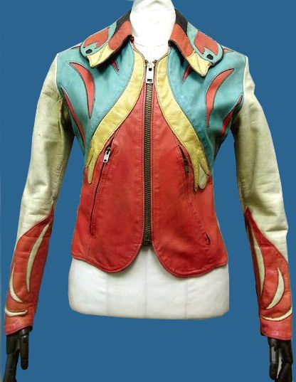 Remarkable 1960s-1970s East West Musical Instrument Company of San Francisco Jacket, the parrot design... isn't this AWESOME! Love the East West leather jacket I just acquired, but I certainly wouldn't mind tripping over a vintage hippie / biker jacket like this!!! 1960s Leather Jacket, East West Leather Jacket, 1970s Leather Jacket, Leather Jacket Art, 70s Leather Jacket, Unique Leather Jacket, Parrot Design, 70s Jacket, Leather Jacket Outfits