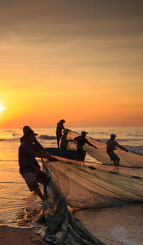 Boat Photoshoot, Jimbaran Bali, Thailand Vacation, Lds Art, Boy Fishing, Christian Pictures, Tropical House, Biblical Art, Sea Fishing