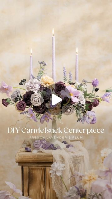 Diy Purple Flower Arrangements, Candle Holder Floral Arrangement, French Wedding Centerpieces, Candle Holder Flower Arrangement, Flower Centerpieces Diy, Floral Wedding Decor, Purple Flower Arrangements, Candle Holder Centerpiece, Diy Centerpiece