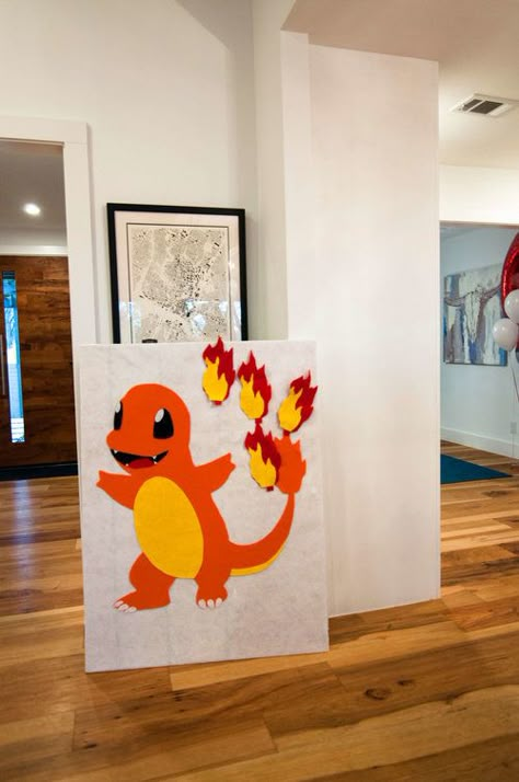 Pokemon Obstacle Course, Pokemon Birthday Party Activities, Pokemon Party Snacks, Pokemon Birthday Party Ideas Decorations, Pokemon Birthday Activities, Pokemon Birthday Games, Pokemon Balloon Garland, Diy Pokemon Party Decorations, Pokemon Birthday Party Games