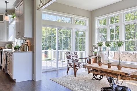 Farmhouse Sunroom Ideas, Farmhouse Sunroom, Family Room Addition, Sunroom Addition, Sunroom Decorating, Fresh Farmhouse, Kitchen Addition, Sunroom Designs, Modern Farmhouse Home Decor