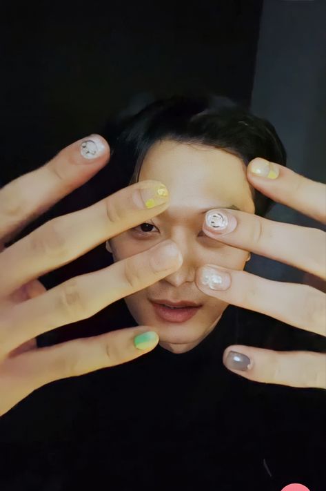 The Boyz Nail Art, Juyeon Hands, Juyeon Boyfriend, Pop Nails, K Pop Nails, Bts Black, Mens Nails, Bts Black And White, Lee Juyeon