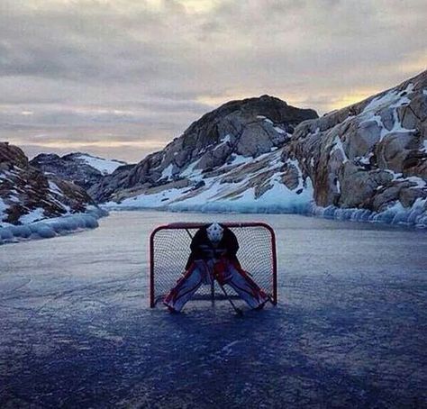 This is just an amazing picture!  #pondhockey #ODR #hockeylife #PacificRink Goaltenders Hockey, Pond Hockey, Ice Hockey Goalie, Outdoor Rink, Hockey Rules, Hockey Pictures, Hockey Baby, Hockey Life, Ice Rink