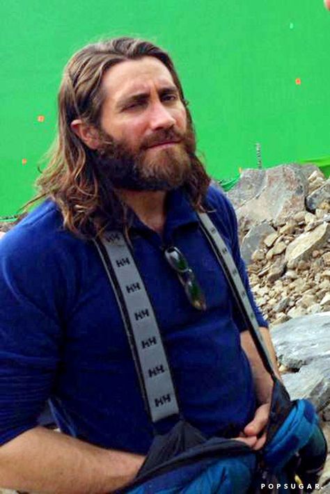 You've Never Seen Jake Gyllenhaal With This Much Hair Jake Gyllenhaal Beard, Jake G, Nice Face, Men's Long Hairstyles, Male Celebrities, Jake Gyllenhaal, Hair Stuff, Hollywood Actor, Long Hair Styles Men