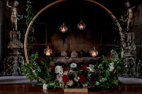 It's Hades & Persephone in this Greek myth-inspired underworld wedding inspiration | Offbeat Bride Greek Mythology Wedding Theme, Hades And Persephone Wedding, Greek Mythology Wedding, Dark Greek Mythology, Mythology Wedding, Persephone Wedding, Folksy Wedding, Mythology Party, Mythical Wedding