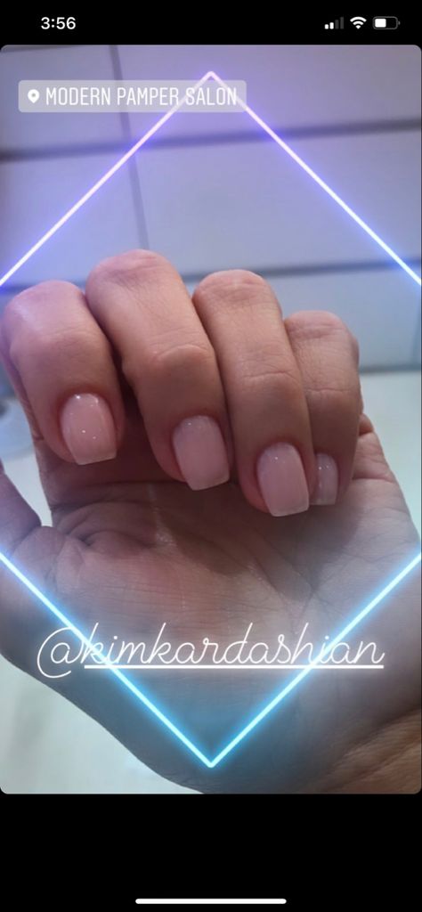 Kim Kardashian Nails, Kardashian Nails, Exotic Nails, Short Acrylic Nails, Mani Pedi, Nail Manicure, How To Do Nails, Short Nails, Glow Up?