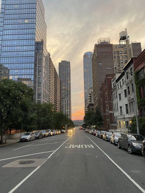 Street West Aesthetic, Upper East Side New York Aesthetic, Brownstone Aesthetic, Upper West Side Aesthetic, Lower Manhattan Aesthetic, Upper East Side Aesthetic, Walking In Nyc Aesthetic, Upper West Side New York Aesthetic, Manhattan Aesthetic