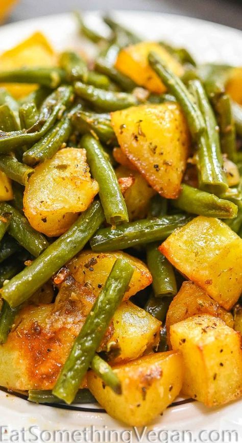 New Potatoes And Green Beans, Forest Feast, Beans And Potatoes, Potatoes And Green Beans, Recipes Oven, Baked Veggies, Green Beans And Potatoes, New Potatoes, Roasted Vegetable Recipes