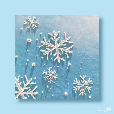 Texture Christmas Art, Snowflake Canvas Painting, Oil Pastel Christmas Art, Simple Christmas Paintings, Snowflake Painting, Oil Pastel Crayons, Emboss Painting, Snowflakes Art, Whale Wall Art