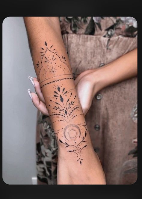 Floral Ornamental Tattoo Sleeve, Ornamental Arm Tattoo, Ornamental Floral Tattoo, Floral Ornamental Tattoo, Ornamental Tattoo Design, Tattoo Frau, Mandala Arm Tattoos, Bohemian Tattoo, Cuff Tattoo