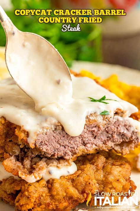 Cracker Barrel Country Fried Steak, Country Fried Steak Recipe, Cracker Barrel Copycat Recipes, Steak At Home, Copycat Cracker Barrel, Slow Roasted Italian, Fried Steak Recipes, Frozen Steak, Country Fried Steak