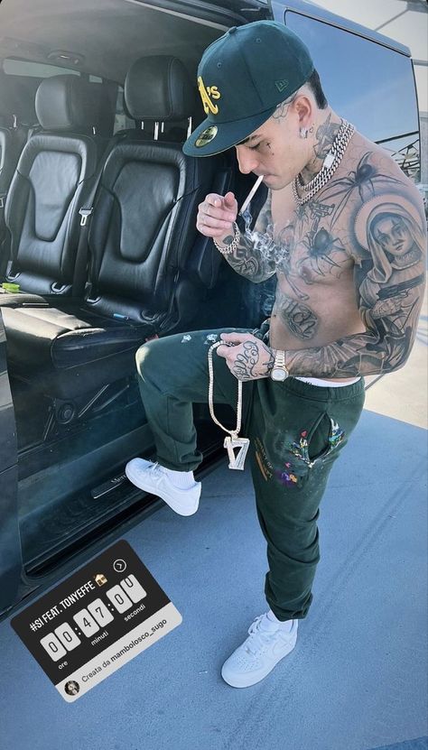 Wrist Tattoo Men, Wrist Tattoos Men, Guys With Tattoos, Tony Effe, Ayo And Teo, Chicano Tattoos Sleeve, Mens Haircuts Short Hair, Jordan 1 Outfit, Torso Tattoos