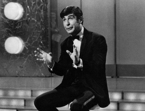 Ireland's favorite comedian – Dave Allen Irish Jokes, Dave Allen, Give Directions, Man Go, Grey Hair, Dublin, Comedians, Love Him, Storytelling