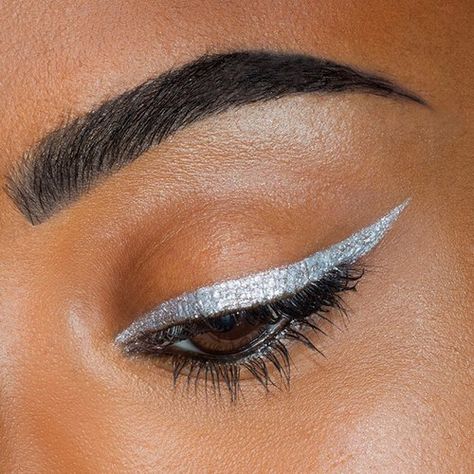 Silver liner. Love. Metallic Silver Eyeliner, Silver Liner Makeup, Silver Liner Eye Makeup, Silver Festival Makeup, Silver Glitter Eyeliner, Silver Sparkle Makeup, Silver Eyeliner Makeup, Gray Eyeliner, Silver Eyeliner