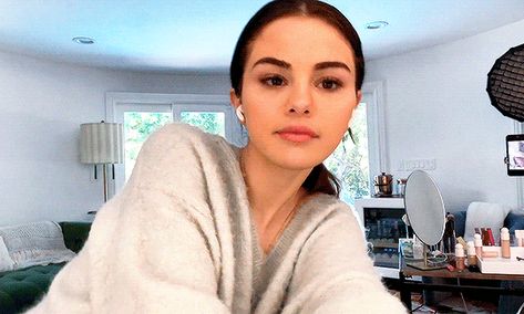 Selena Gomez Gifs, Latina Artists, Selena Gomez Icons, Selena Gomez Gif, Gif Icons, Merrell Twins, Look At Her Now, Selena Gomez Cute, Selena Gomez Pictures