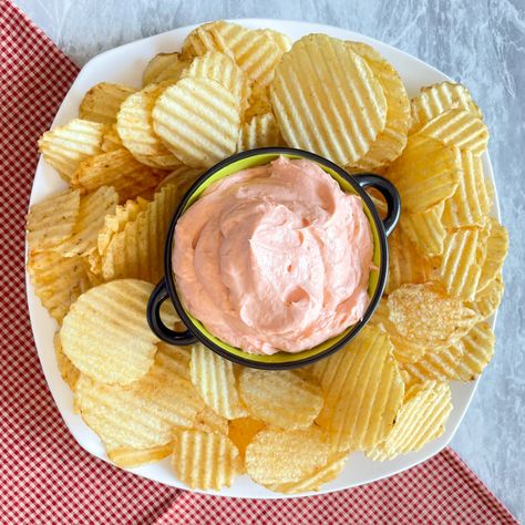 G’Ma Mc’s Chip Dip Ketchup Dip, Chip Dip Recipes, Dip For Tortilla Chips, Crab Dip, Cream Cheese Dips, Miracle Whip, Party Dips, Cocktail Sauce, Chips Recipe