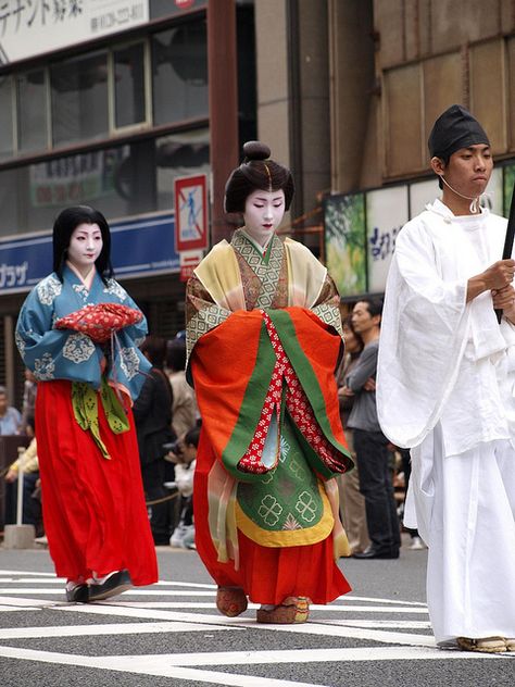 Heian Period Clothing, Nara Period, Fantasy Garb, Japanese Costume, Heian Period, Period Clothing, Lady In Waiting, Meiji Period, History Fashion